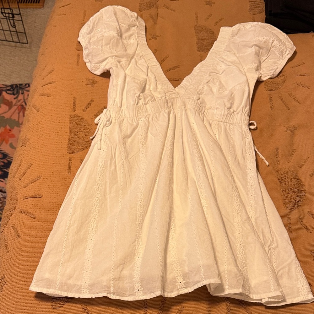 BP White Garment with Label Detail